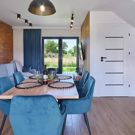 Ferienhaus 2 Bedroom Cozy In *