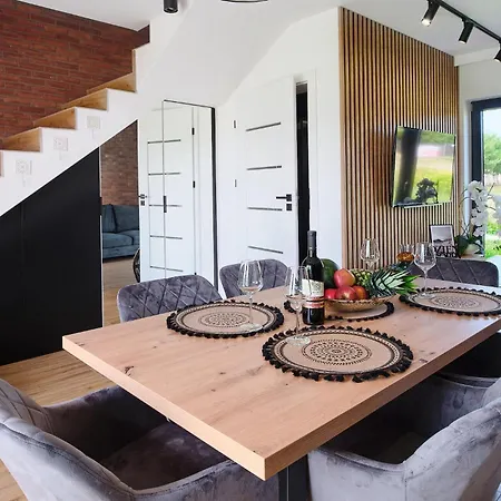 2 Bedroom Cozy In Nowecin