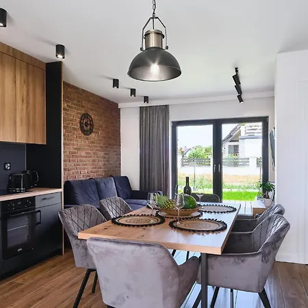 2 Bedroom Cozy In *